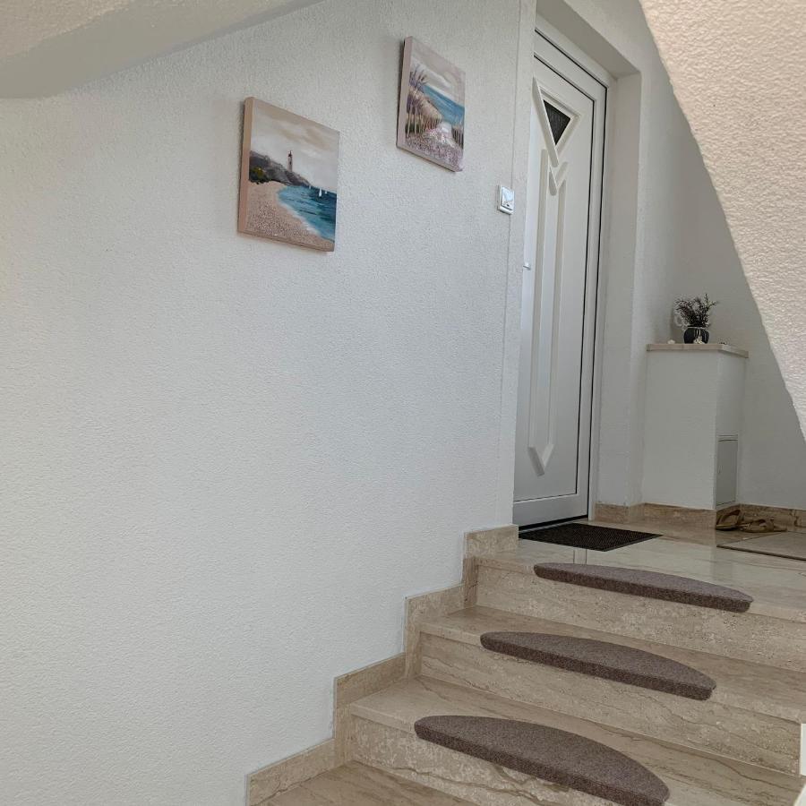 Apartments Mirela Vodice Luaran gambar