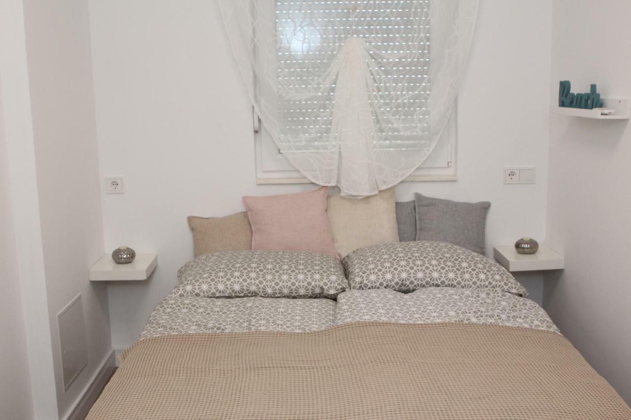 Apartments Mirela Vodice Luaran gambar